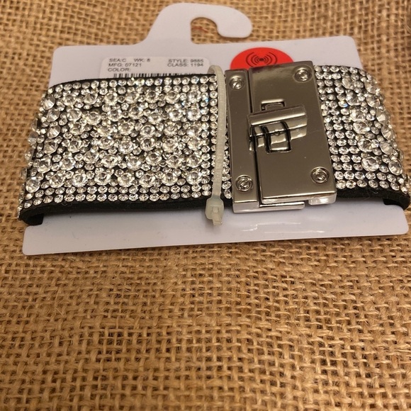 Sparkling Rhinestones Silver Twist Lock Wide Band Wrist Bracelet - Picture 2 of 2